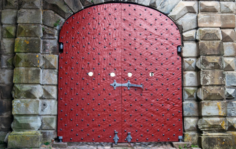 red-castle-gate